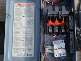 Desconectador No Fusible Square D de 30 amp