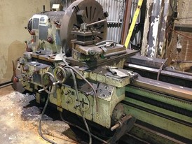 35 in x 336 in TOS SU-80-A Bed Lathe