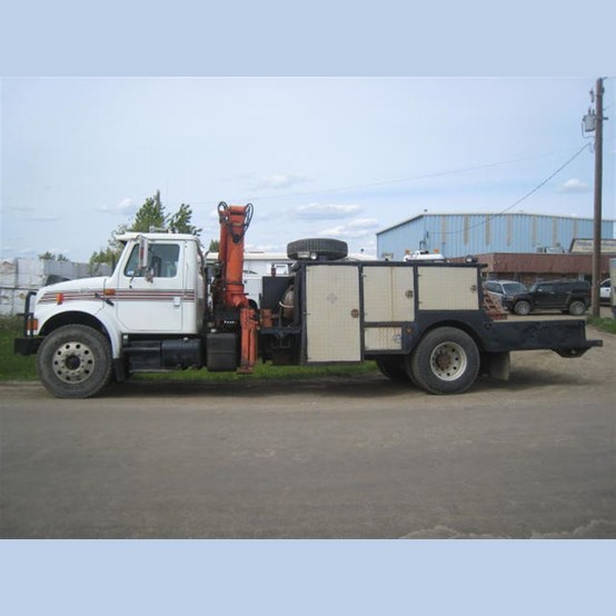 Used International 4900 S/A Service Truck For Sale International Service Truck Supplier Worldwide