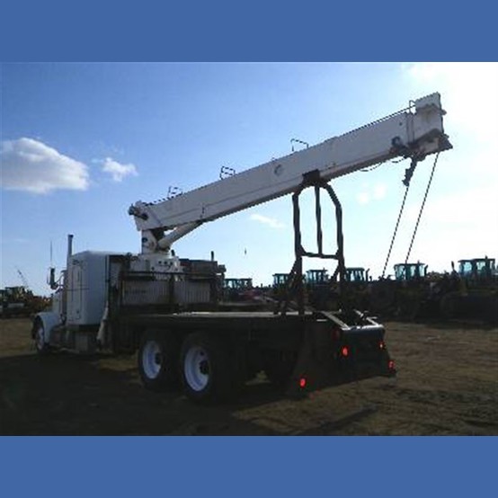 Used 17.5 Ton Crane Truck For Sale Peterbilt Crane Truck Supplier