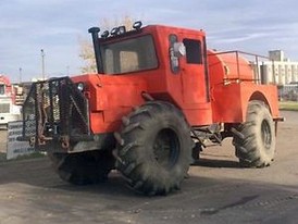 Hillbrand Off-Road Articulated Water Truck