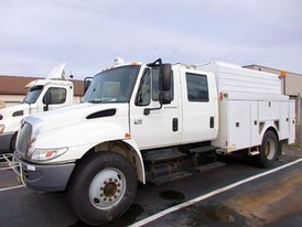 International 4300 Service Truck