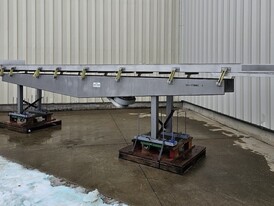24in Wide x 24ft Long Iso-Flo Vibratory Conveyor