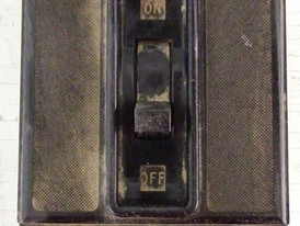 Interruptor Westinghouse de 3 polo 20 amp