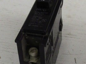 Interruptor de Empuje Cutler Hammer de 1 polo 15 Amp