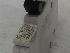 Interruptor Federal Pioneer de 1 Polo 15 Amp