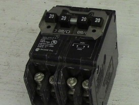 Interruptor Cutler Hammer 2 Polos 20 Amp Con Dos 1 Polo 20 Amp
