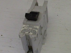 Interruptor Federal Pioneer de 1 polo 15 Amp Tipo NB
