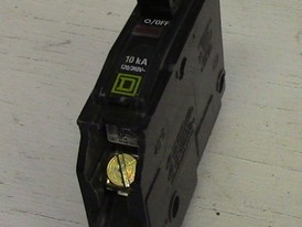 Interruptor de Empuje Square D de 1 polo 15 Amp