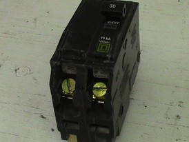 Interruptores Square D de 2 Polos 30 Amp 