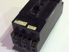 Interruptor Federal Pioneer de 3 Polos 70 Amp tipo NF