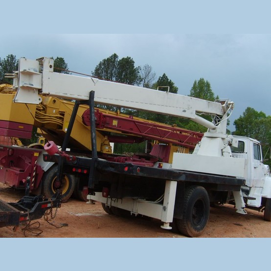 Used 1980 Ford F800 Crane Truck For Sale Ford Crane Truck Supplier Worldwide