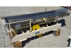 Cardwell 24 in. x 8 ft. SS Vibrating Conveyor