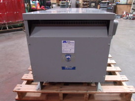 Transformador ACME de 27 kVA
