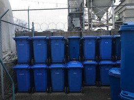 Contenedores de Plastico de Reciclaje 