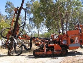 Used Tamrock Hydraulic Quarry Drill. Model: DHA500.  Ready for work; in very good condition.  Comes with HL538 Drifter.