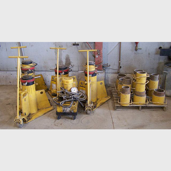 CAT Hydraulic Lift Stand Set 2 - 55 Ton & 2 - 100 Ton Plus Porta-Power