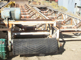 Used Channel Conveyor. 36 in. x 80 ft. Long. 15 HP Motor.