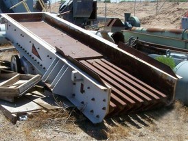 Used Triton Grizzly Feeder. 3 ft. x 14 ft. Model TF4016.