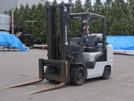 Nissan 8,000 lbs Forklift