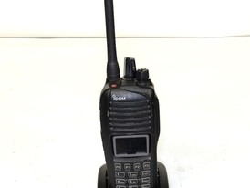 Radio portátil Análogo/Dígital Icom D3261DT serie 40