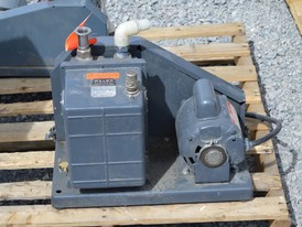 Welch 1402 Duo-Seal Vacuum Pump
