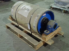 Luff Industries 18 x 32 Lagged Pulley