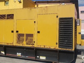 Generador CAT de 600 kW 480V Diesel