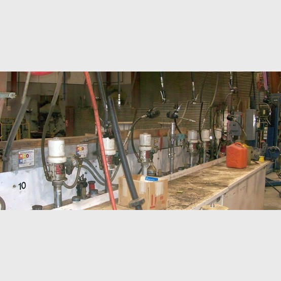 Graco Hydraulic Lube Stations Sold by Savona Equipment Supplied in
