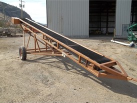 18 in x 24 ft Portable Conveyor
