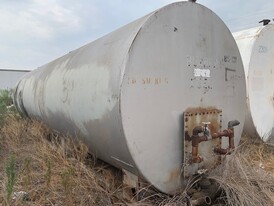 2 Tanques de Combustible en Base