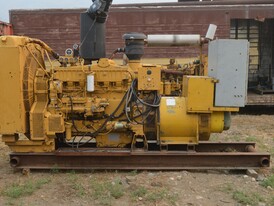 Caterpillar 185 kW 240-480 Volt Diesel Generator