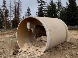 8 ft. Diameter Fiberglass Livestock Shelter