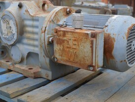 SEW-EuroDrive 90° Gearmotor