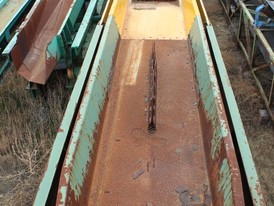 Edem 32 in. x 47 ft. Vibrating Conveyor