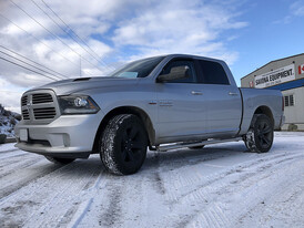 Dodge Ram 1500 Sport 2WD Crew Cab 2014