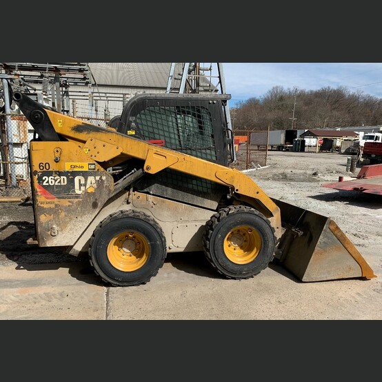 Caterpillar 262D Skid Steer