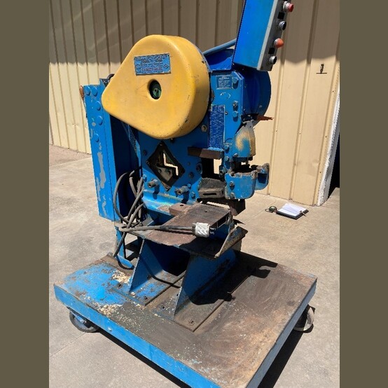 Mubea BF10 Ironworker