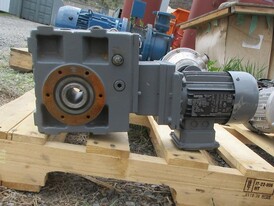 Lenze GSS05-3M Helical Worm Gearmotor