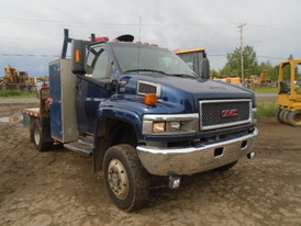 GMC C5500 Boom Truck