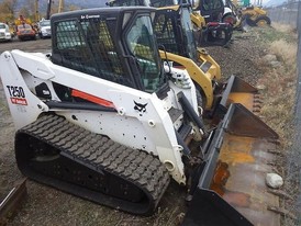 Bobcat T250 Skid Steer