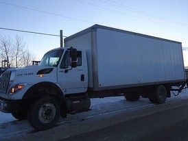 International 7600 Workstar SA Van Truck