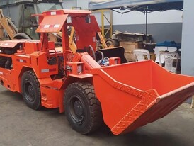 Scooptram Sandvik LH201 de 1 Yarda