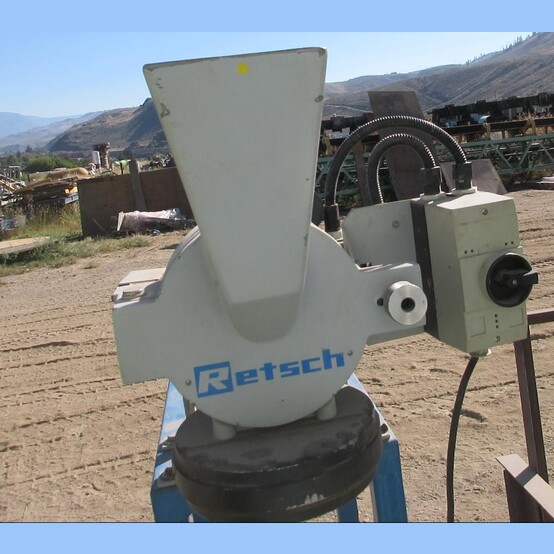 Retsch SK100 Cross Beater Mill