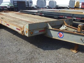 Eager Beaver 19 ft Equipment Trailer