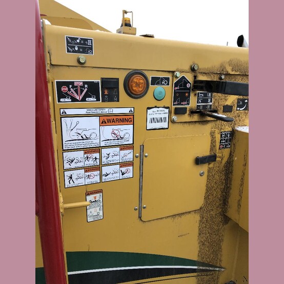 Vermeer BC1800XL Brush Chipper