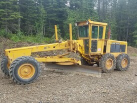 John Deere 770 Grader