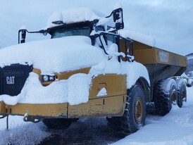 CAT 745 Rock Truck