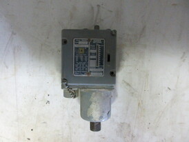 Square D Pressure Switch