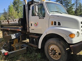 2000 Sterling L7501 Dump Truck